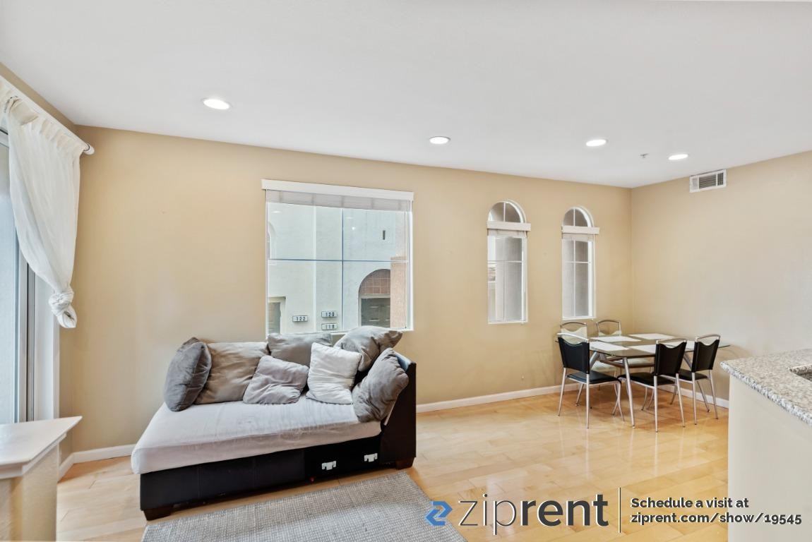 125 Curtis Ave - Photo 2 of 21