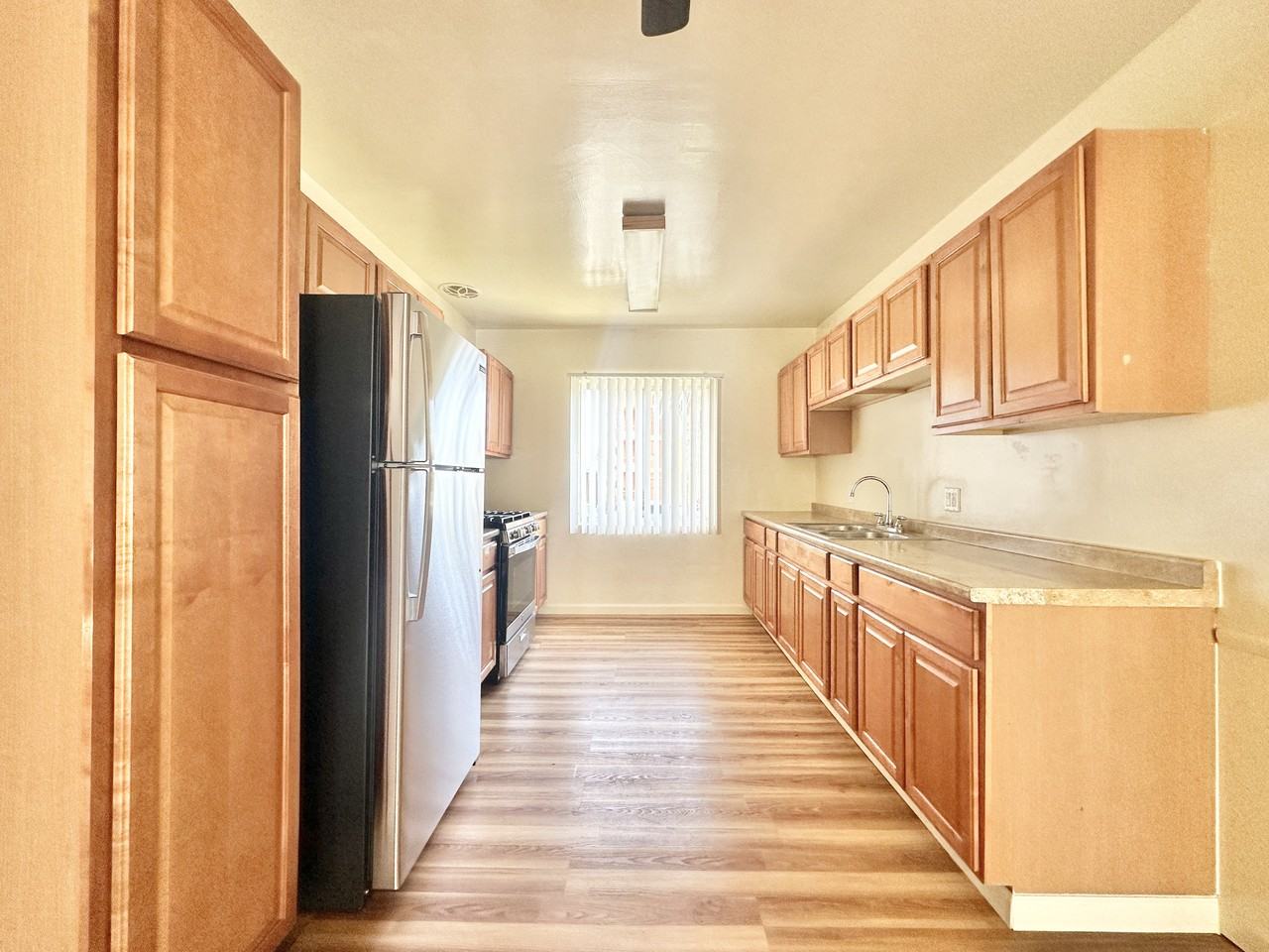 163 S Occidental Blvd #11 - Photo 2 of 9