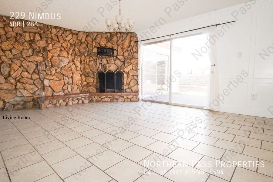 229 Nimbus Rd - Photo 3 of 24