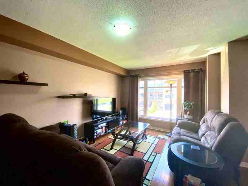 387 Citiplace Dr - Photo 2 of 13