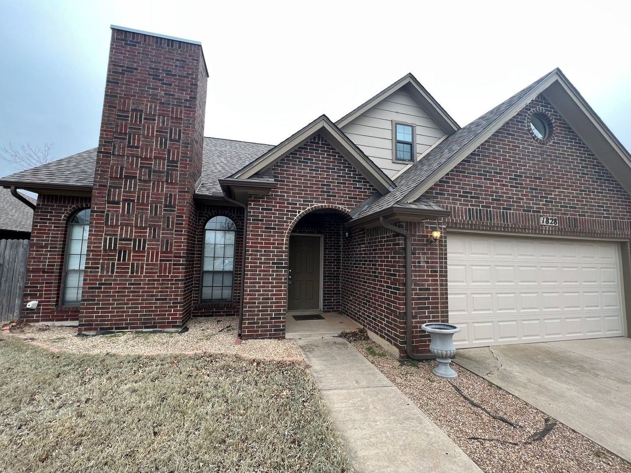 1828 Nw 176th St - Photo 3 of 50