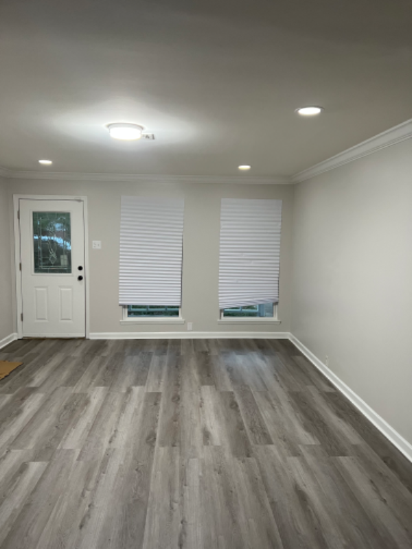 3346 Courtland Dr - Photo 2 of 5