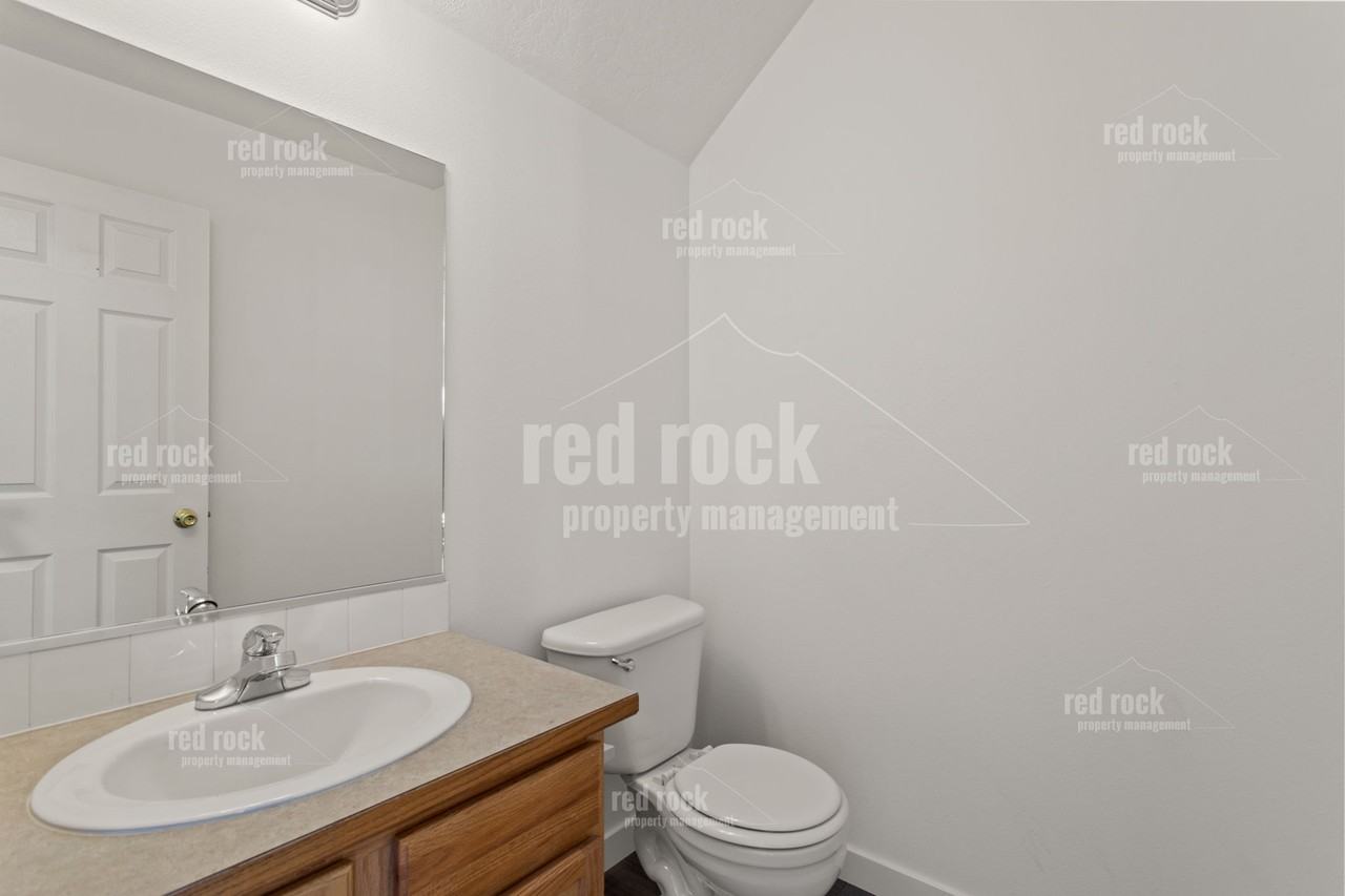 4935 N Jasmine Ln #1 - Photo 6 of 18