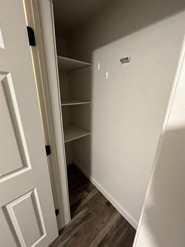 1106 35th St S Lowr - Photo 5 of 12
