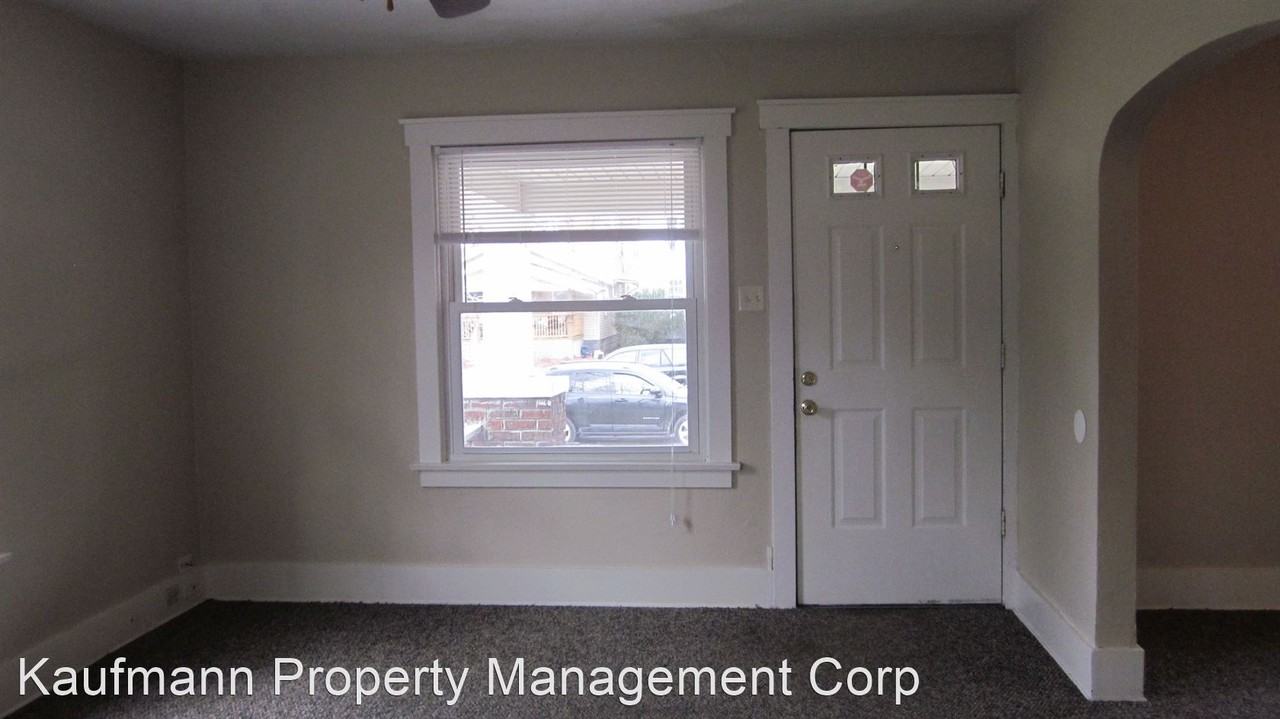 2020 Drexel Ave - Photo 2 of 10