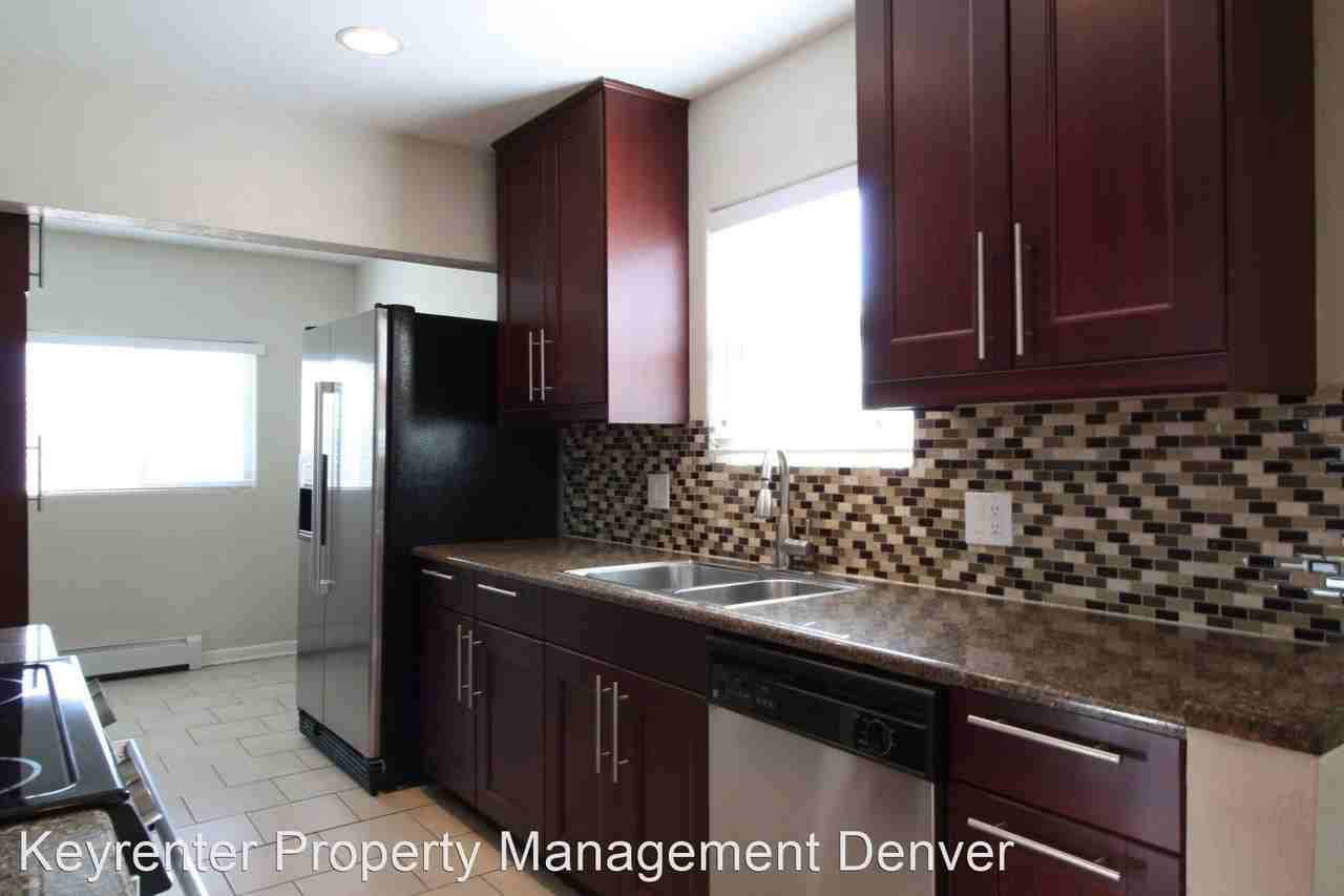 4310 S Sherman St - Photo 3 of 15