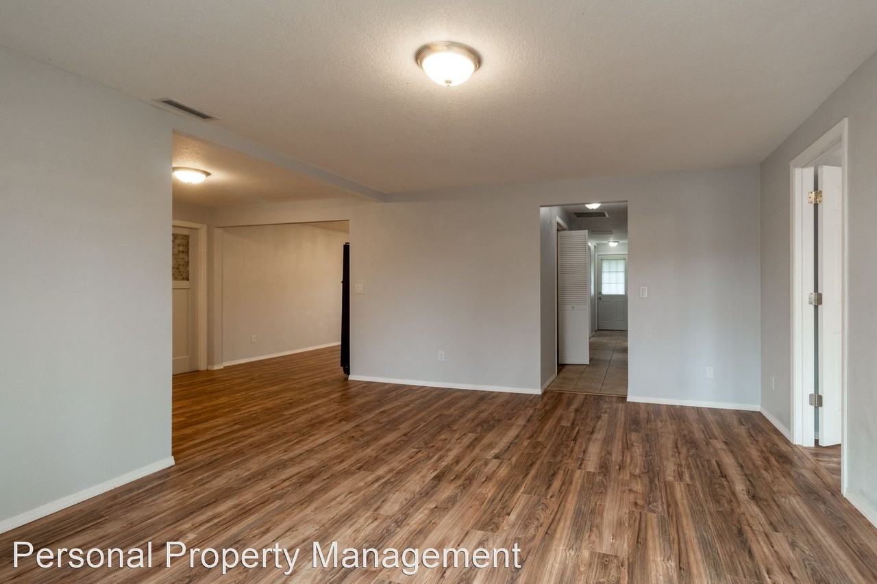 4603 NE 122nd Ave - Photo 3 of 15