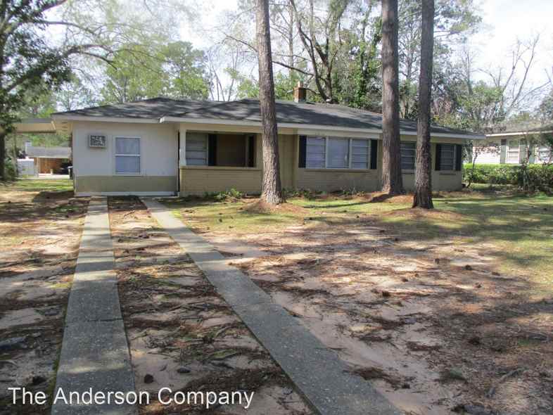 1907 Forest Glen Dr, Albany, GA 31707 3 Bedroom House for 925/month