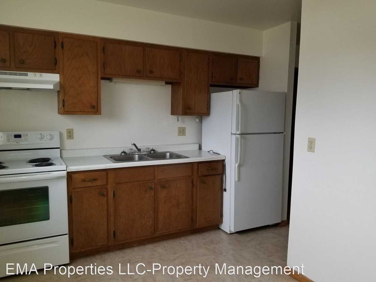 313 Lyndee Drive - Photo 2 of 5