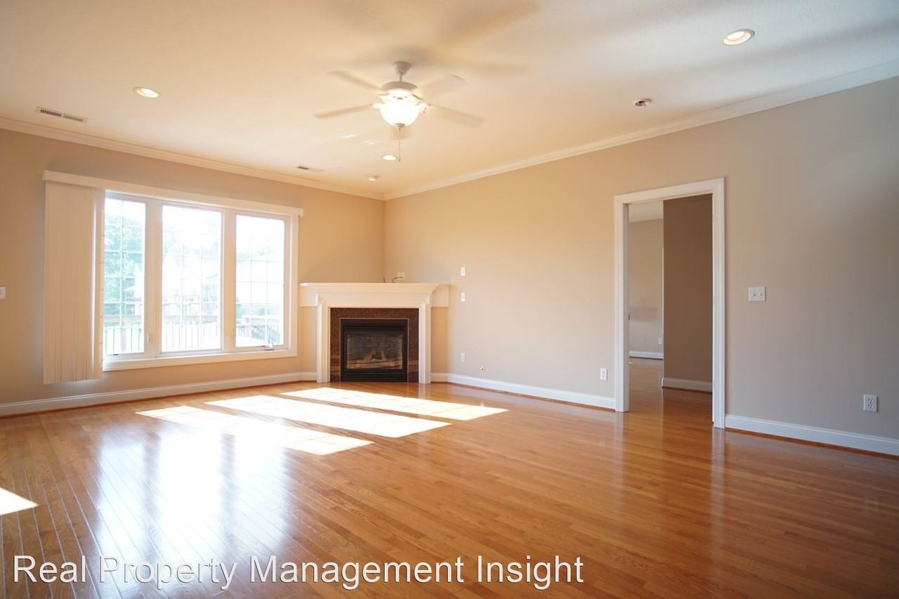 1202 Pippen Ln - Photo 2 of 17