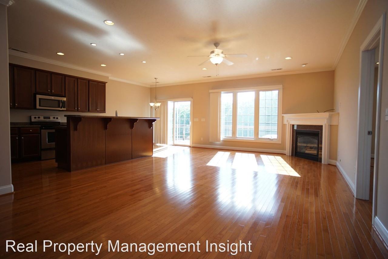 1202 Pippen Ln - Photo 3 of 17