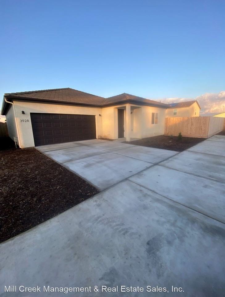 3924, 3926, 3928 S. Burke - Photo 2 of 9