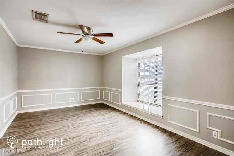 100 Hacienda Dr - Photo 3 of 12