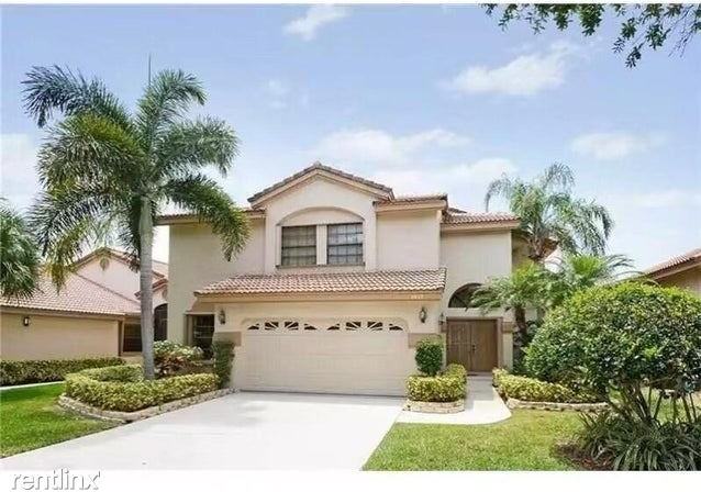 1471 Nw 103rd Ave - Photo 3 of 9