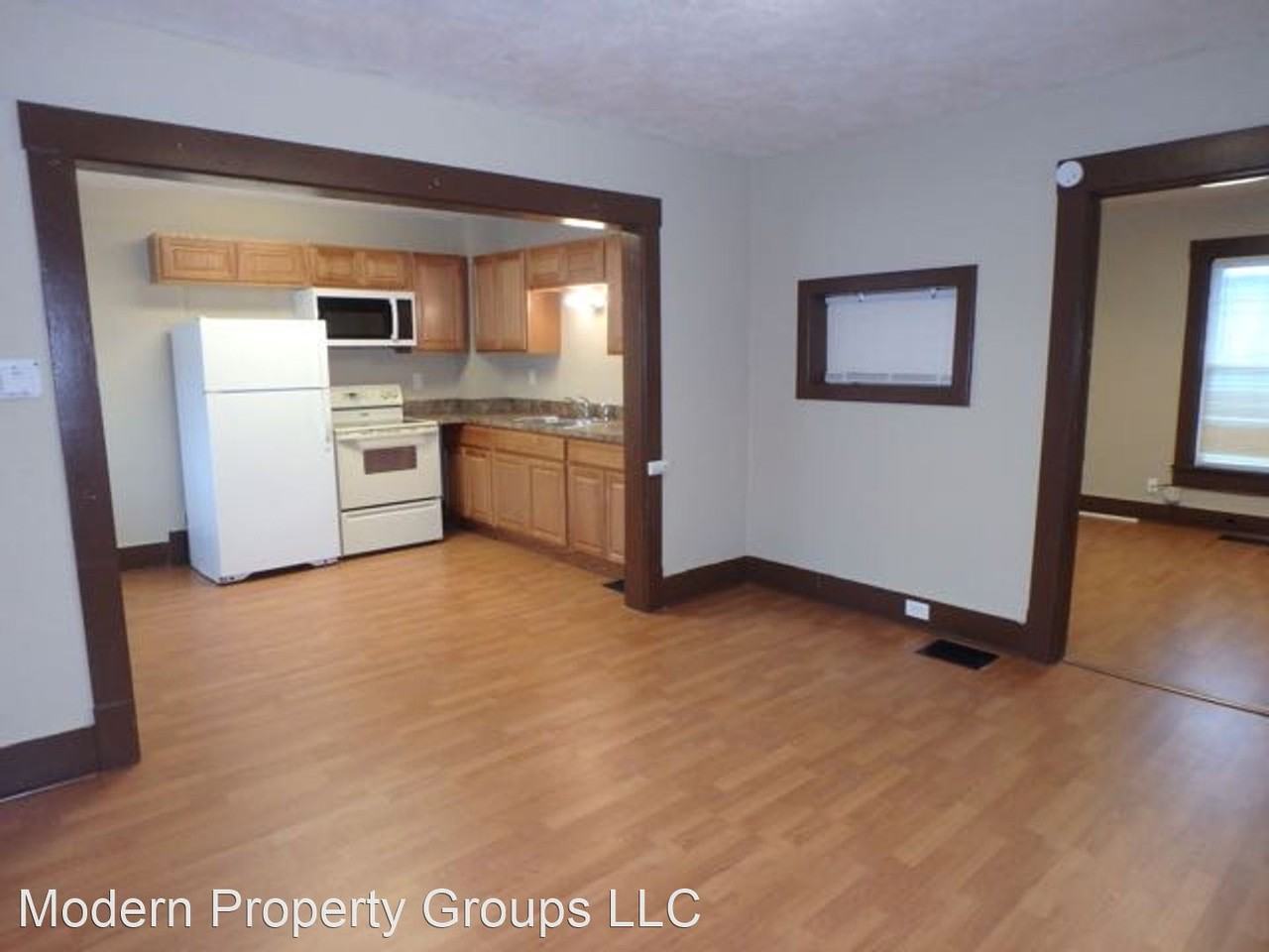 1111 Rangeline St - Photo 3 of 11