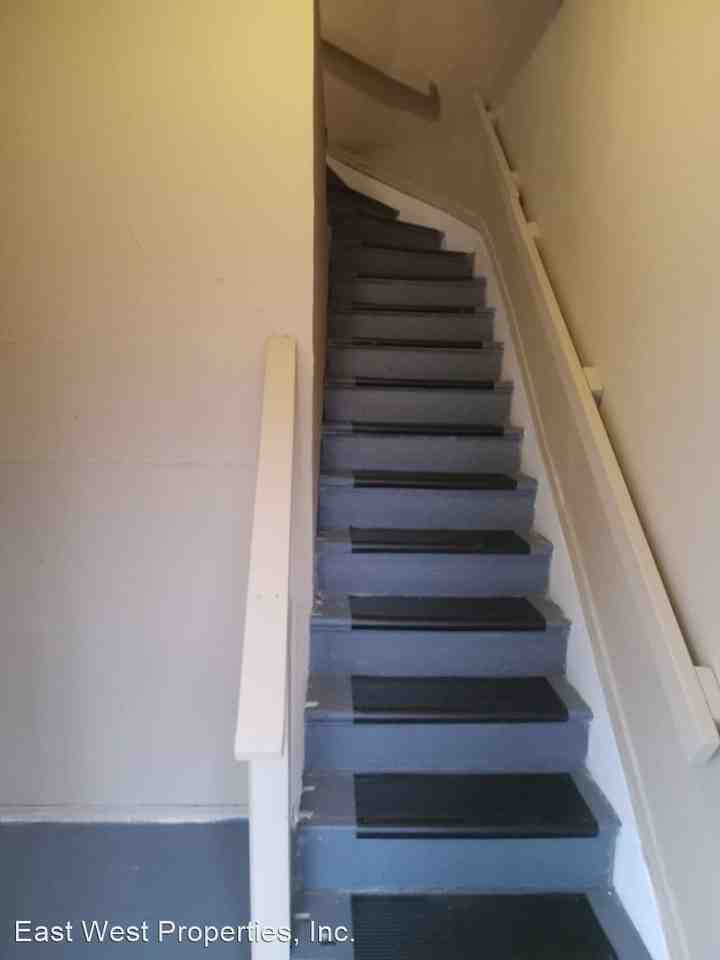 127-129 Holland St. - Photo 2 of 9