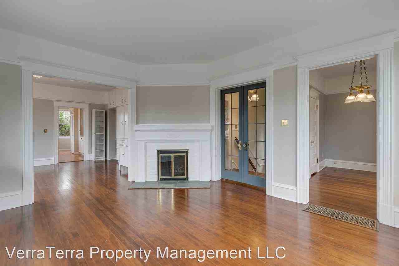 1324 4th Ave W #B - Photo 3 of 26