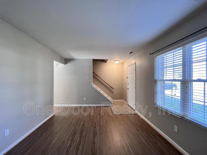 1103 London Company Way - Photo 4 of 26