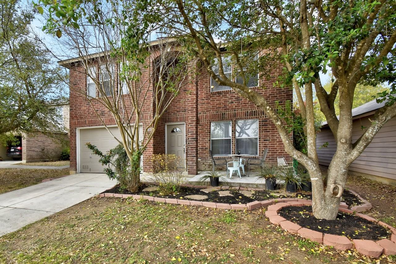 11031 Talon Run - Photo 2 of 25