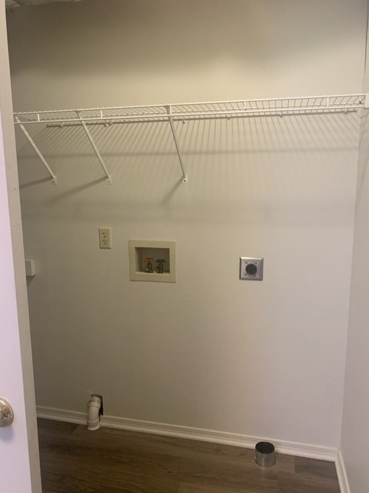 1310 Shipley Rd - Photo 3 of 9
