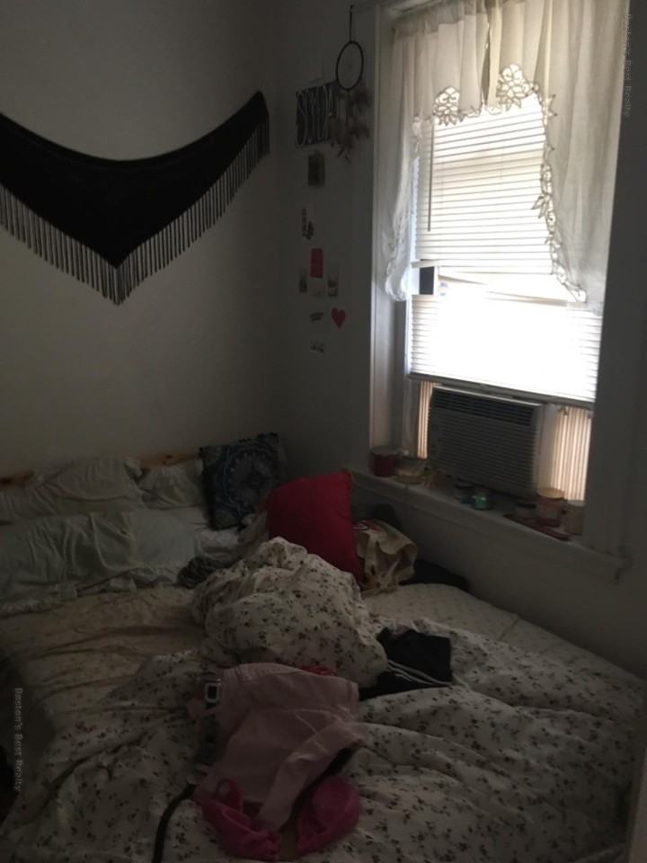 27 Saint Lukes Rd #2 - Photo 2 of 10