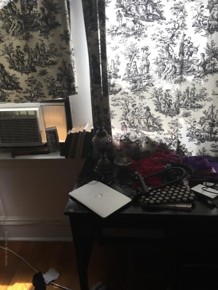 27 Saint Lukes Rd #2 - Photo 7 of 10