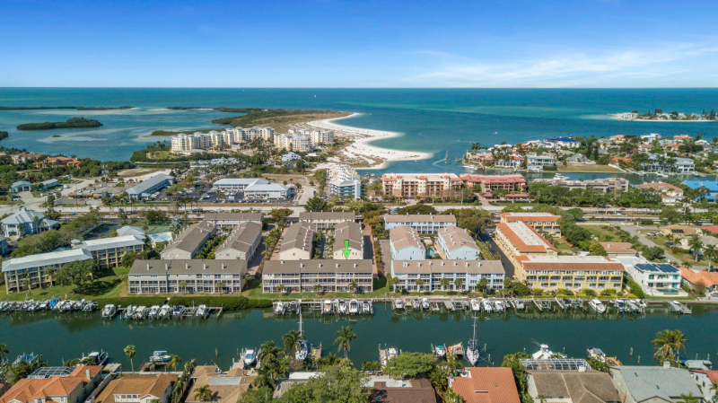 1109 Pinellas Bayway S #102 - Photo 3 of 39