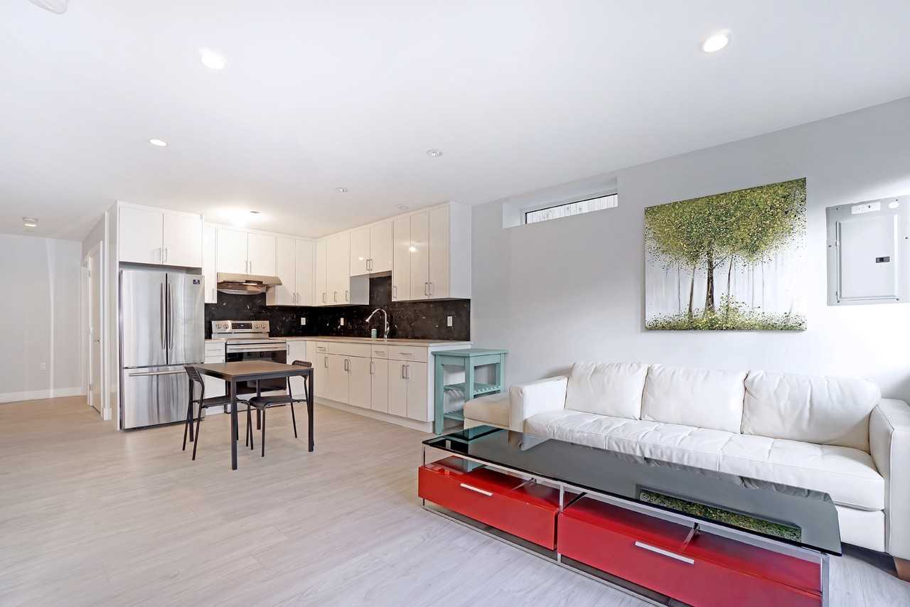 2712 East 7th Avenue - Photo 6 of 23