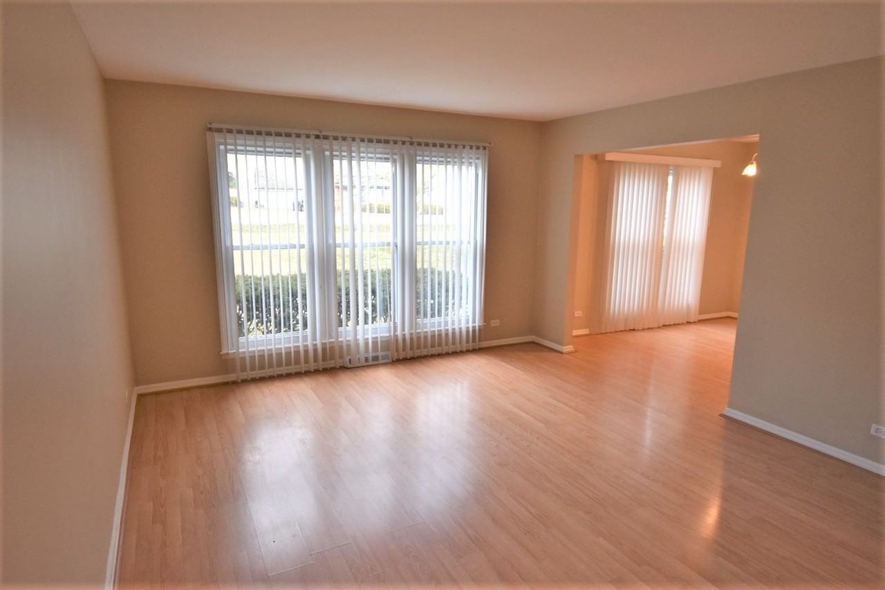 4013 N Lincoln St - Photo 2 of 15