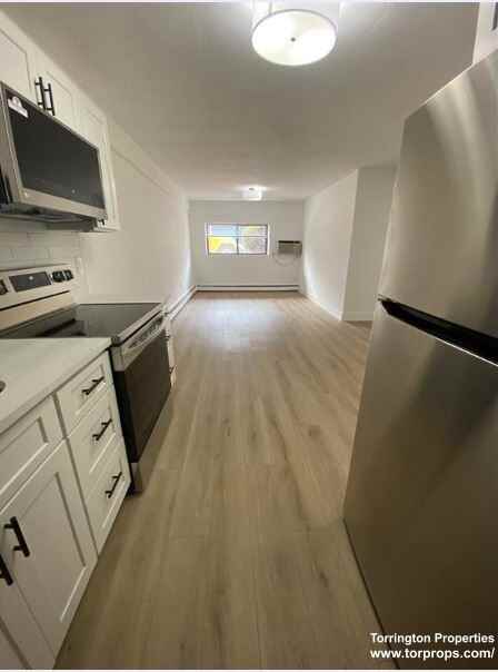 741 E 6th St #19 - Photo 2 of 25