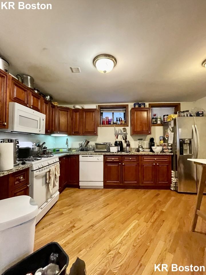 Commonwealth Ave. & Kelton St. #7 - Photo 4 of 37