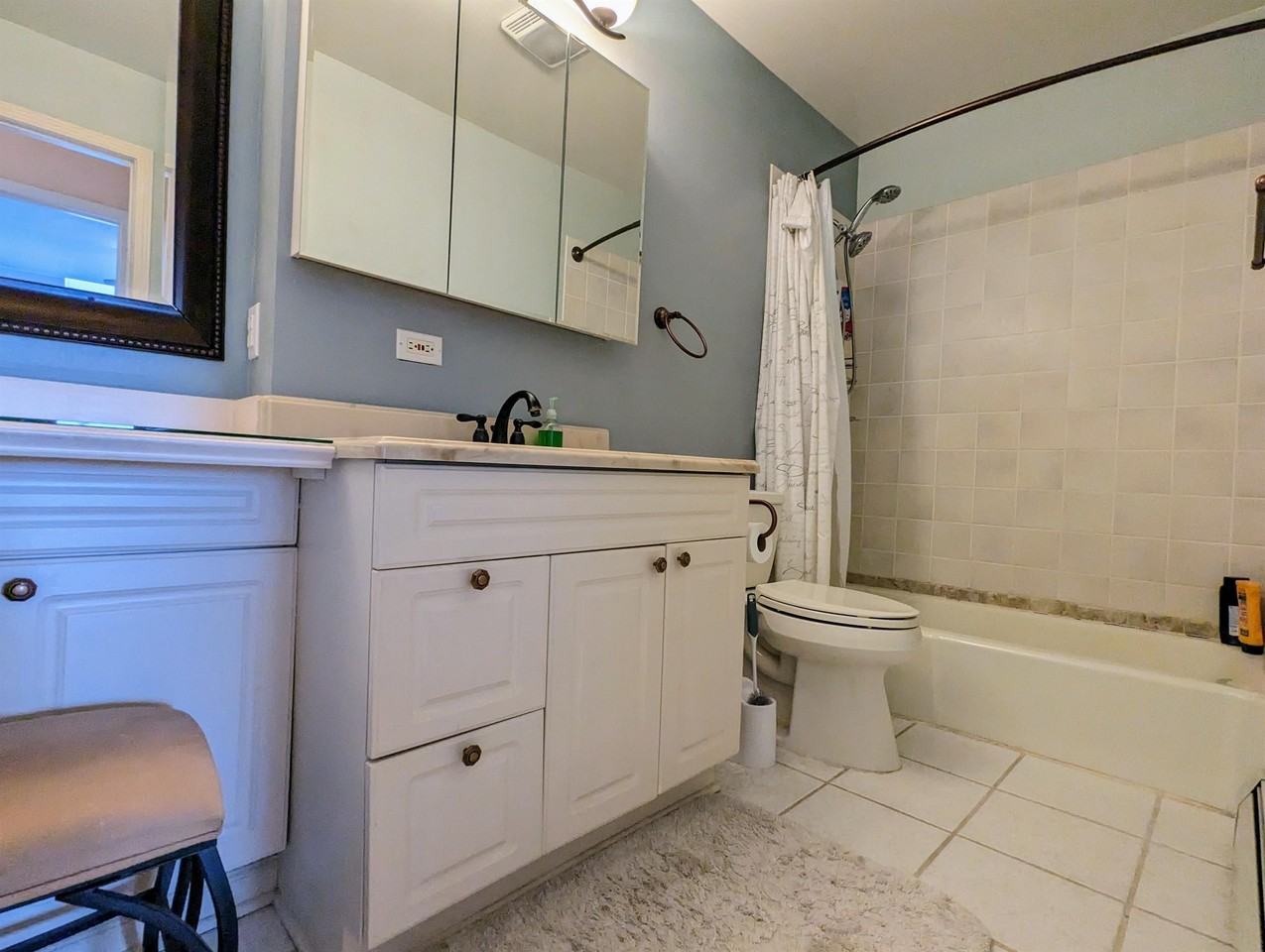 159 E Mill St #1 - Photo 7 of 10