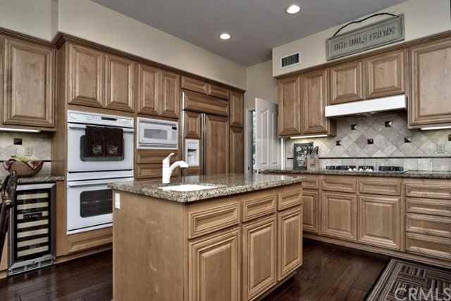 6380 Gallal Way - Photo 2 of 33