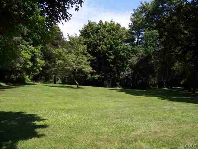 315 Rimmon Rd - Photo 3 of 13
