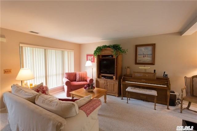 30 W Pond Ct - Photo 3 of 16