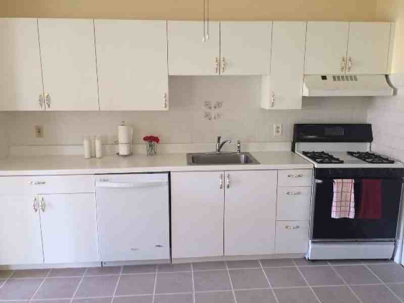 6 Joseph Dr - Photo 3 of 18