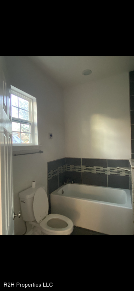 2448 Jonquil St - Photo 2 of 14