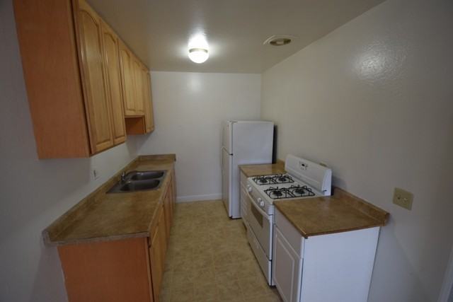 7841 Sayonara Dr #D - Photo 3 of 8