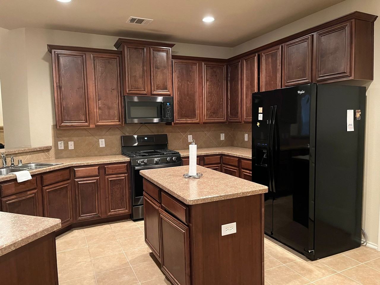9716 Mulligan Dr - Photo 3 of 32