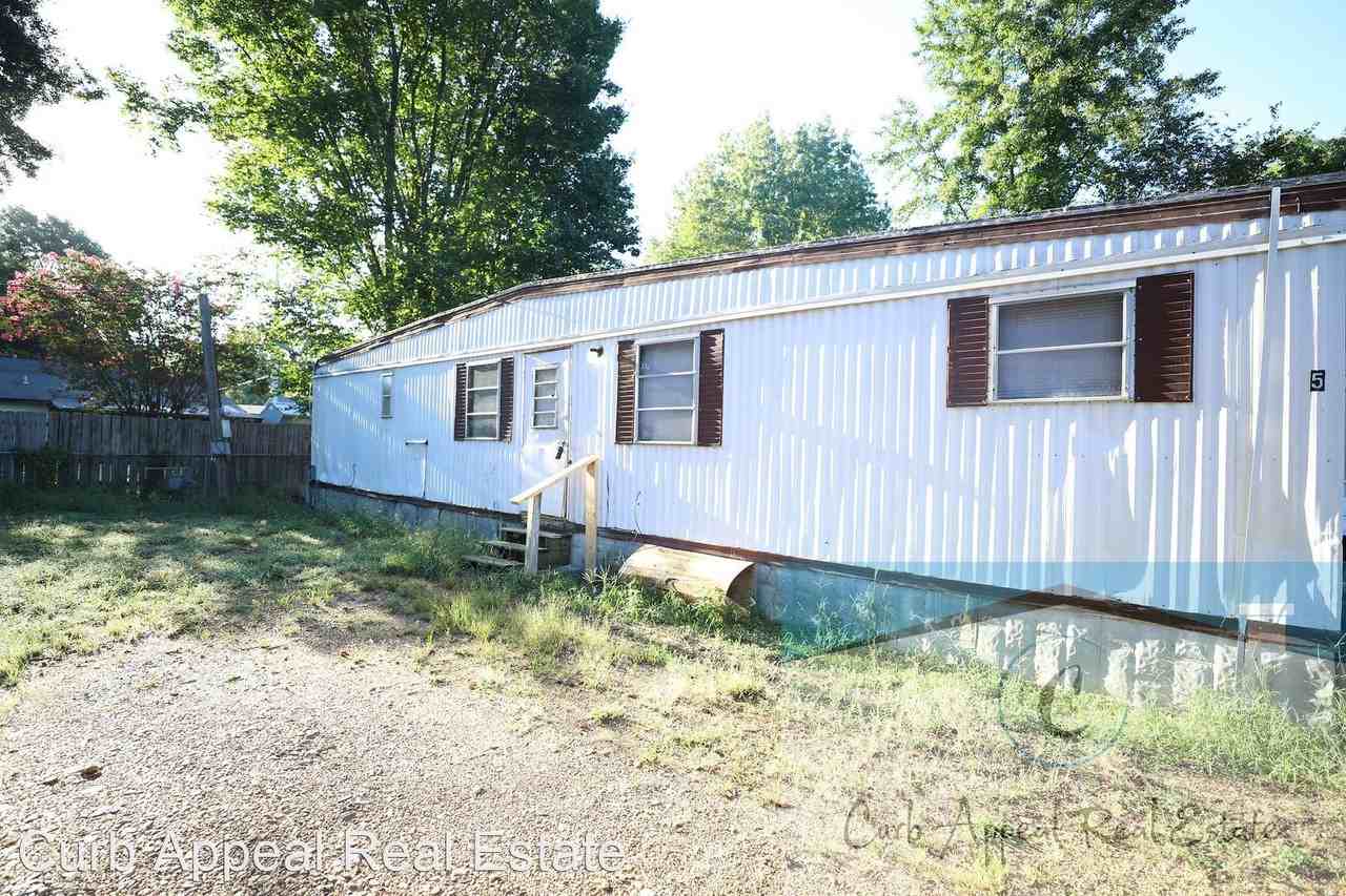 215 Pecan - Photo 2 of 19