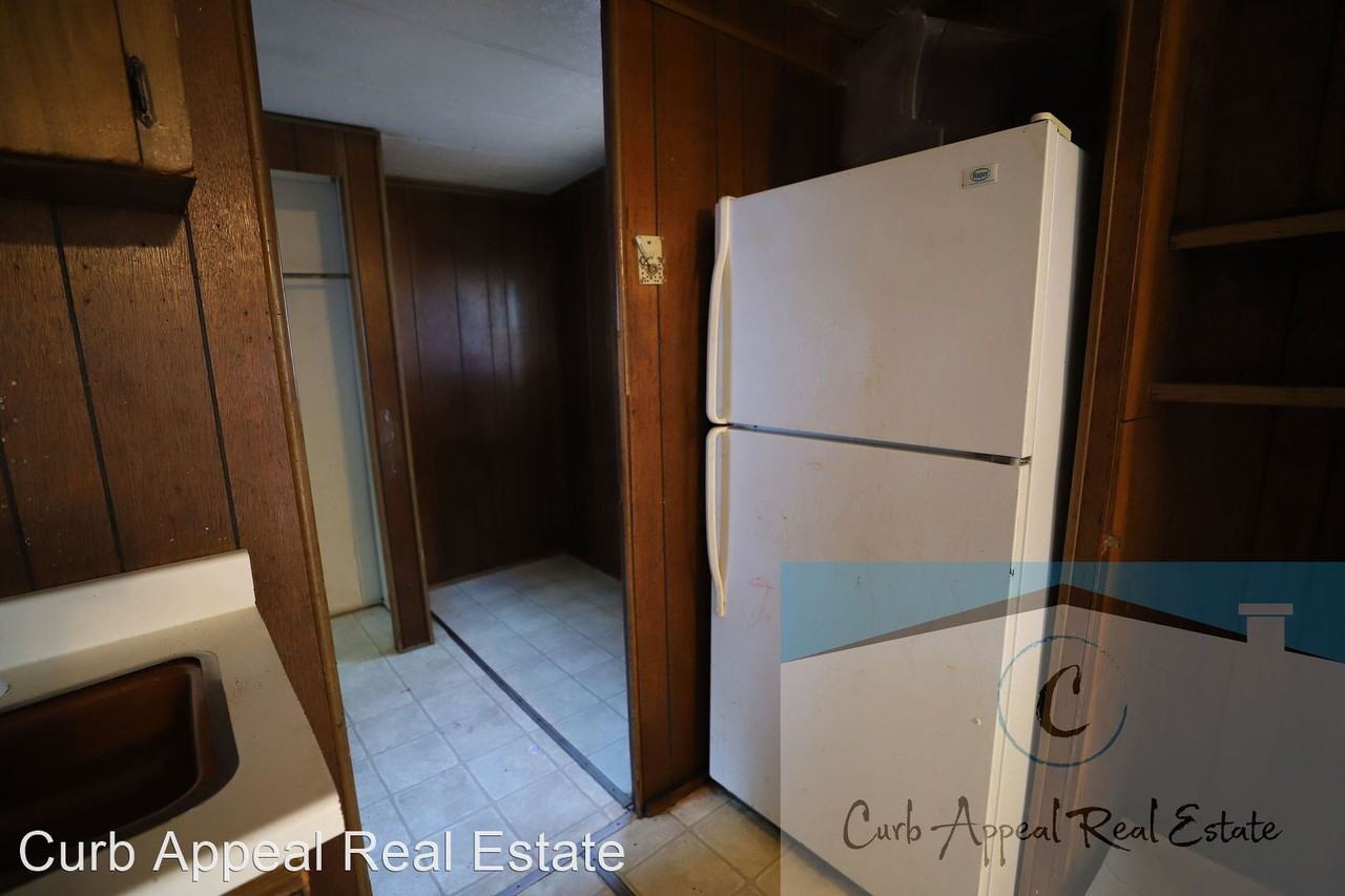 215 Pecan - Photo 3 of 19