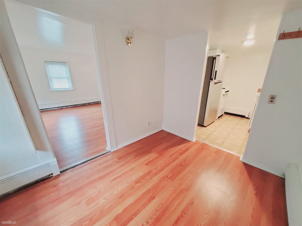 162 Lockwood Ave - Photo 2 of 7