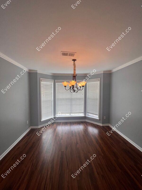 11168 Arlington Trace Dr - Photo 3 of 15