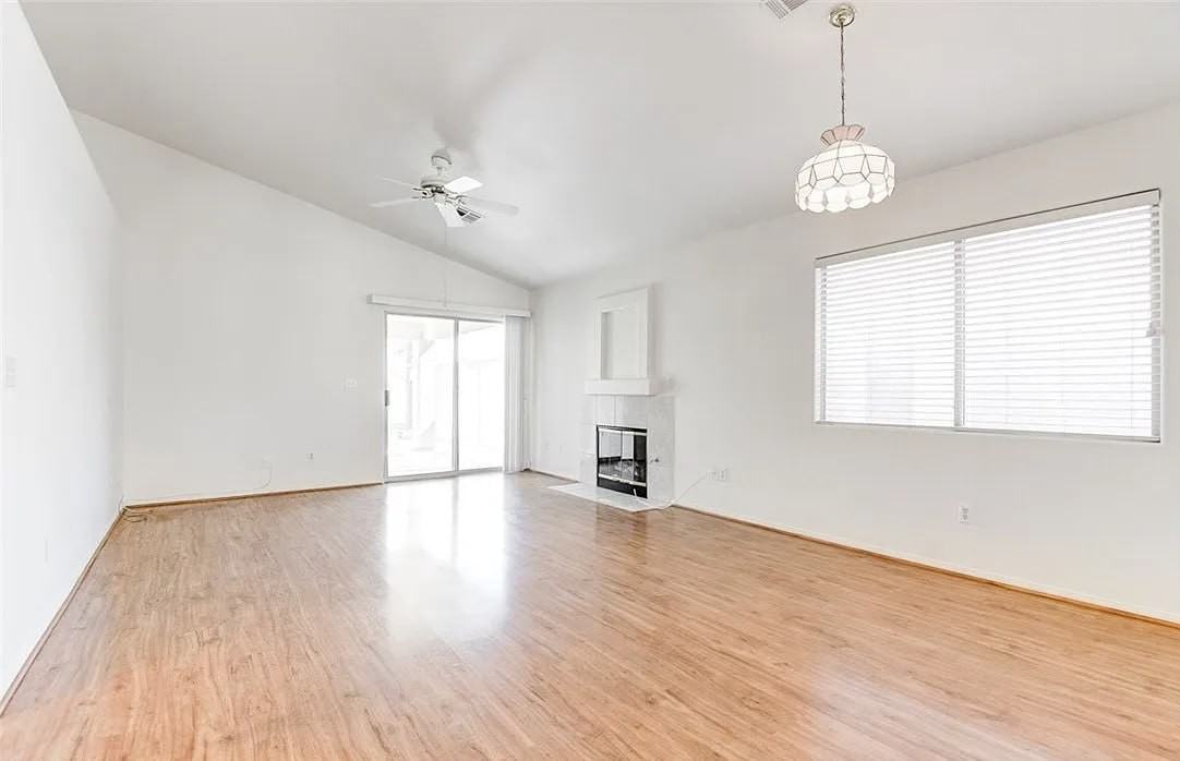 5920 Taj Mahal Dr - Photo 3 of 11