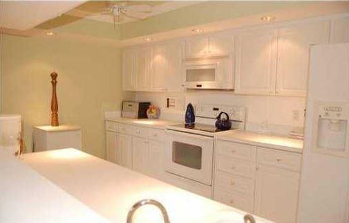 16964 Freshwind Cir - Photo 3 of 6