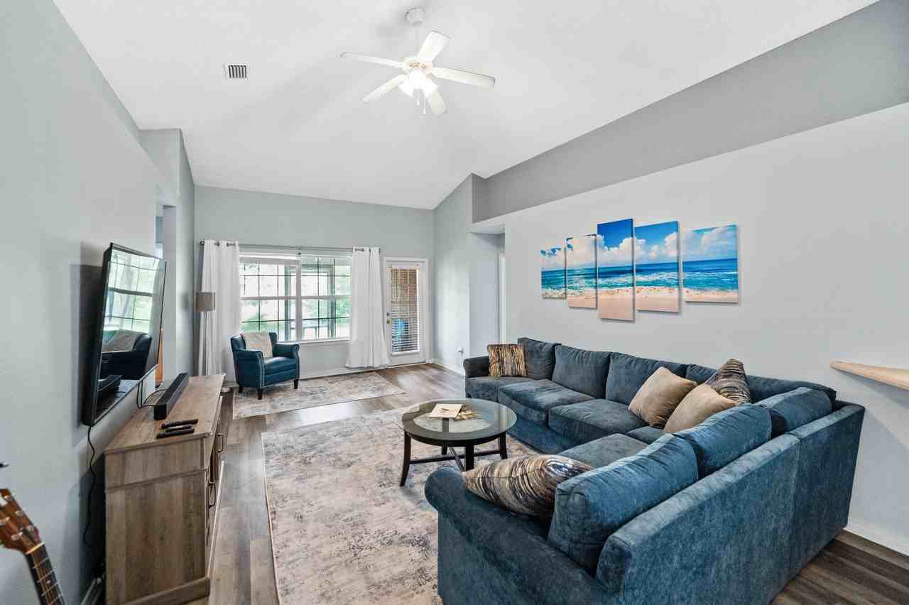 1460 W Fairway Dr #1 - Photo 7 of 23