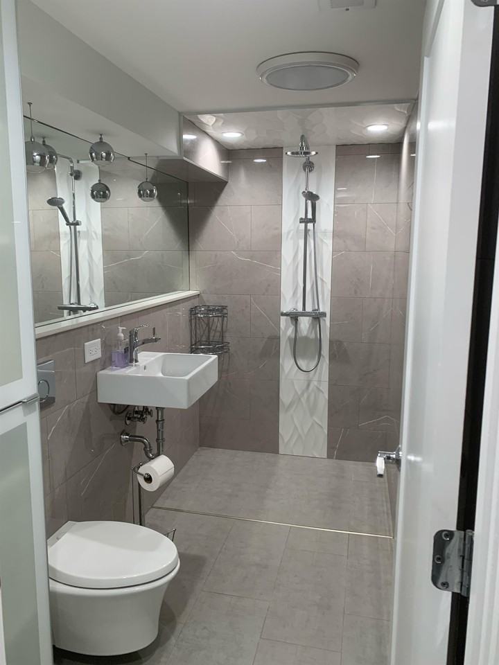 530 Hermitage Dr #1 - Photo 6 of 10