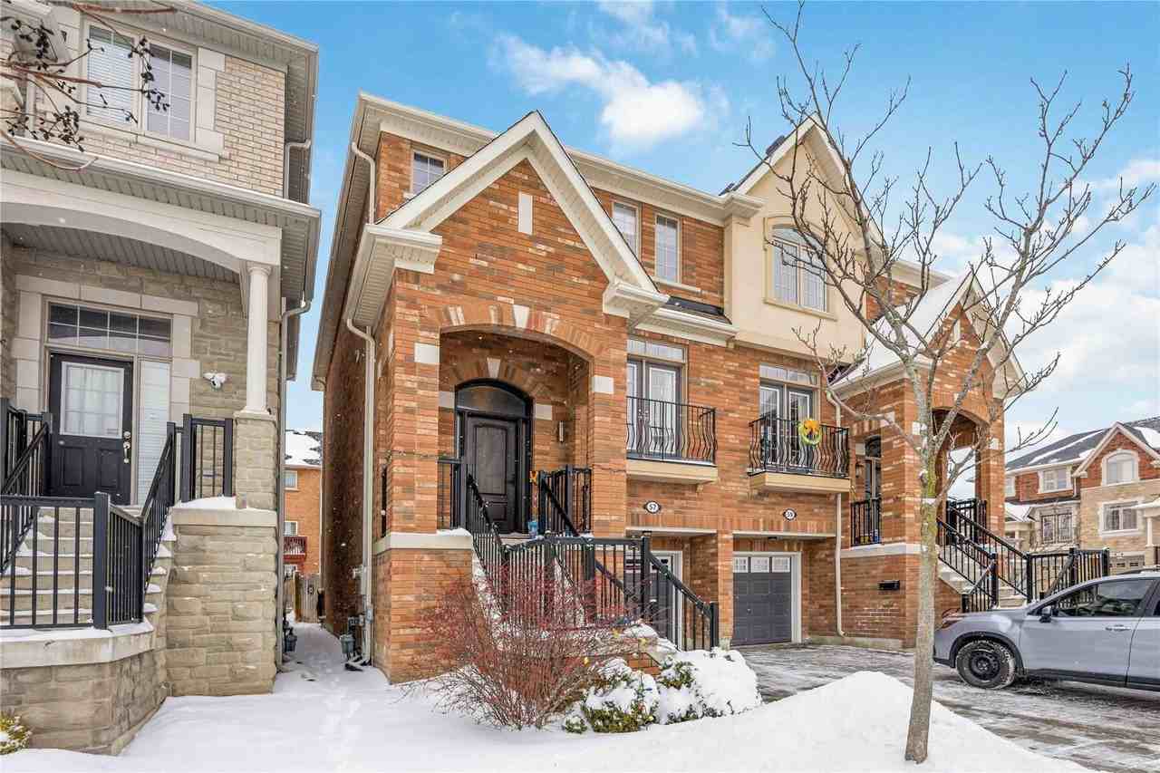 57 McCartney Street #2006 - Photo 2 of 6