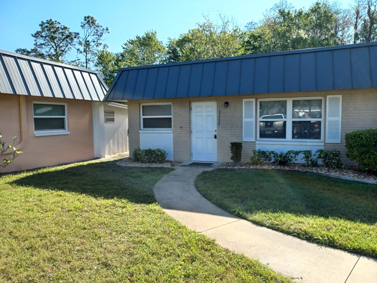 11734 Carissa Ln - Photo 3 of 14