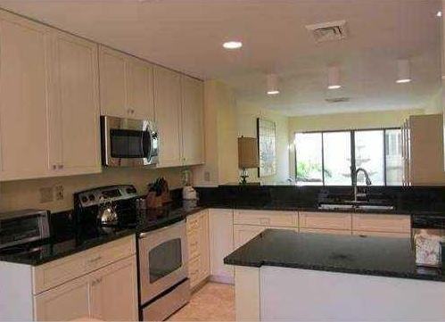 17105 Bay St - Photo 2 of 6